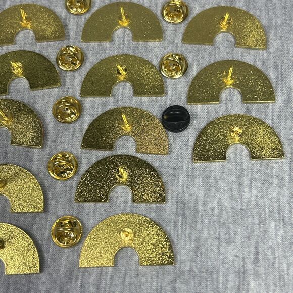 18 Classic Rainbow With Traditional Colors Enamel Novelty Lapel Pins - Picture 8 of 11